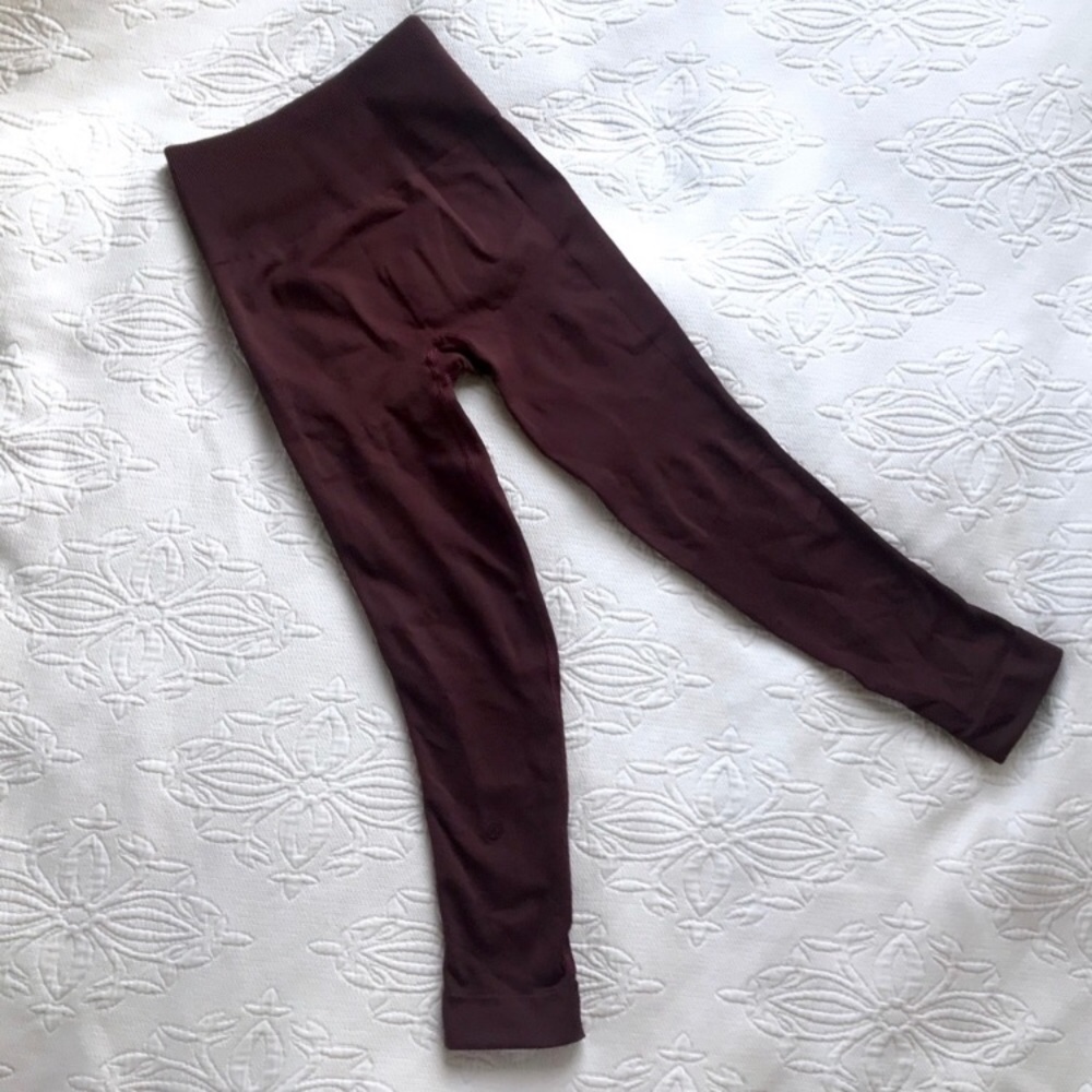 Lululemon high rise leggings size 4